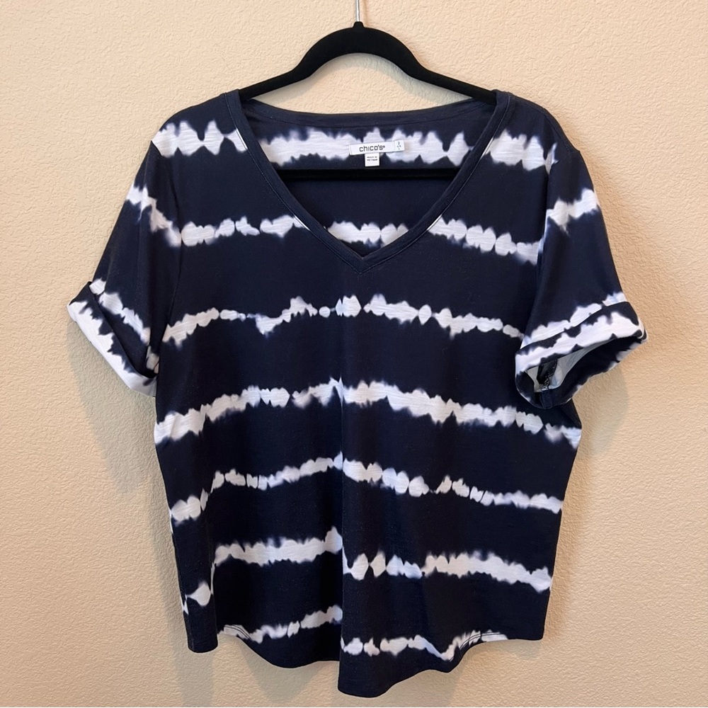 Chico's Blue Relaxed Short Sleeve T-Shirt